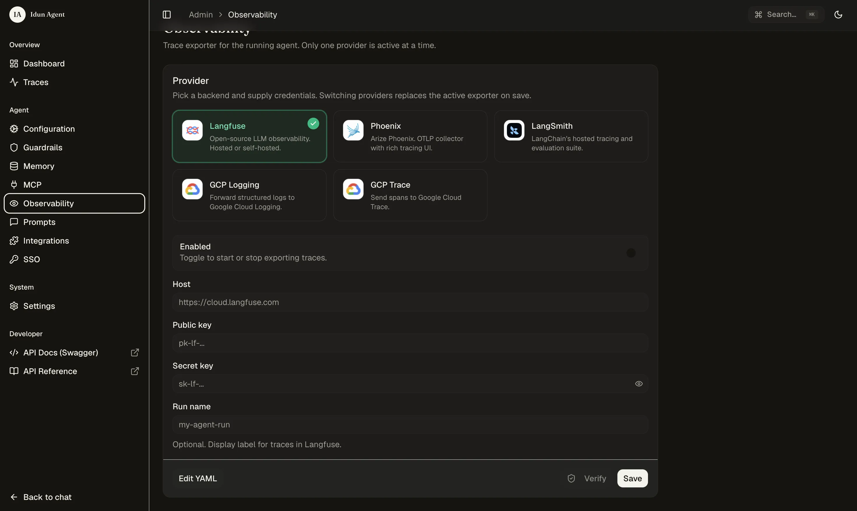 Page de configuration de l'observabilité Idun avec les credentials Langfuse en cours de saisie
